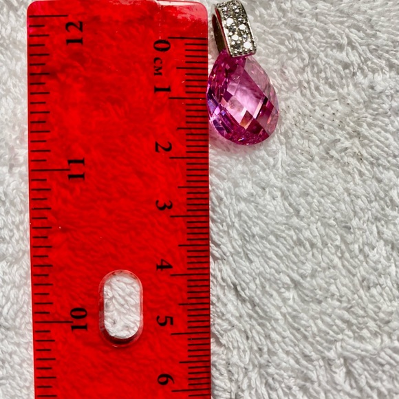 SALE✅ 🎁 Quartz Pink Pendant and elegant set!  Bought in Mervyns closed out ! - Picture 4 of 5
